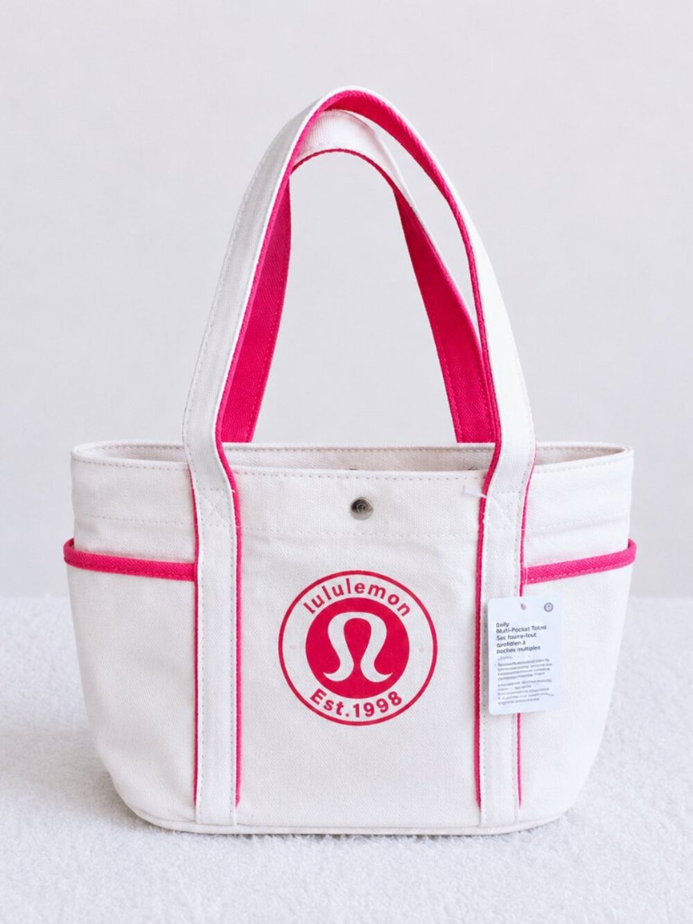 NWT Lululemon Daily Multi-Pocket Mini Canvas Tote 6.5L Bow Pink Sold Out